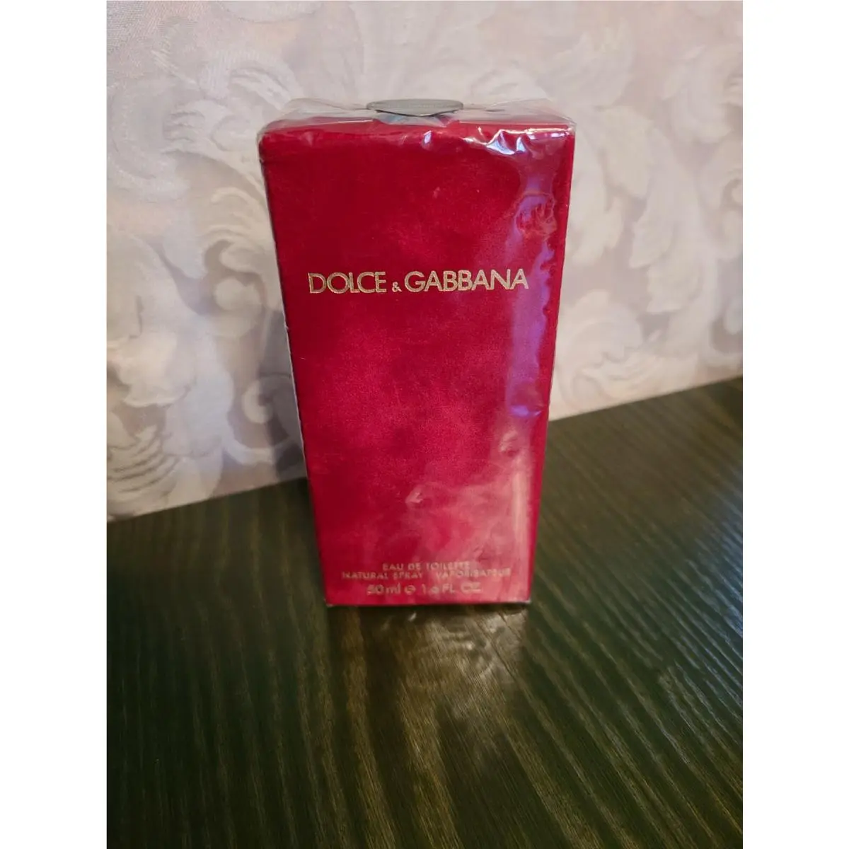 Dolce Gabbana Women Red 1.6 oz Eau De Toilette Spray