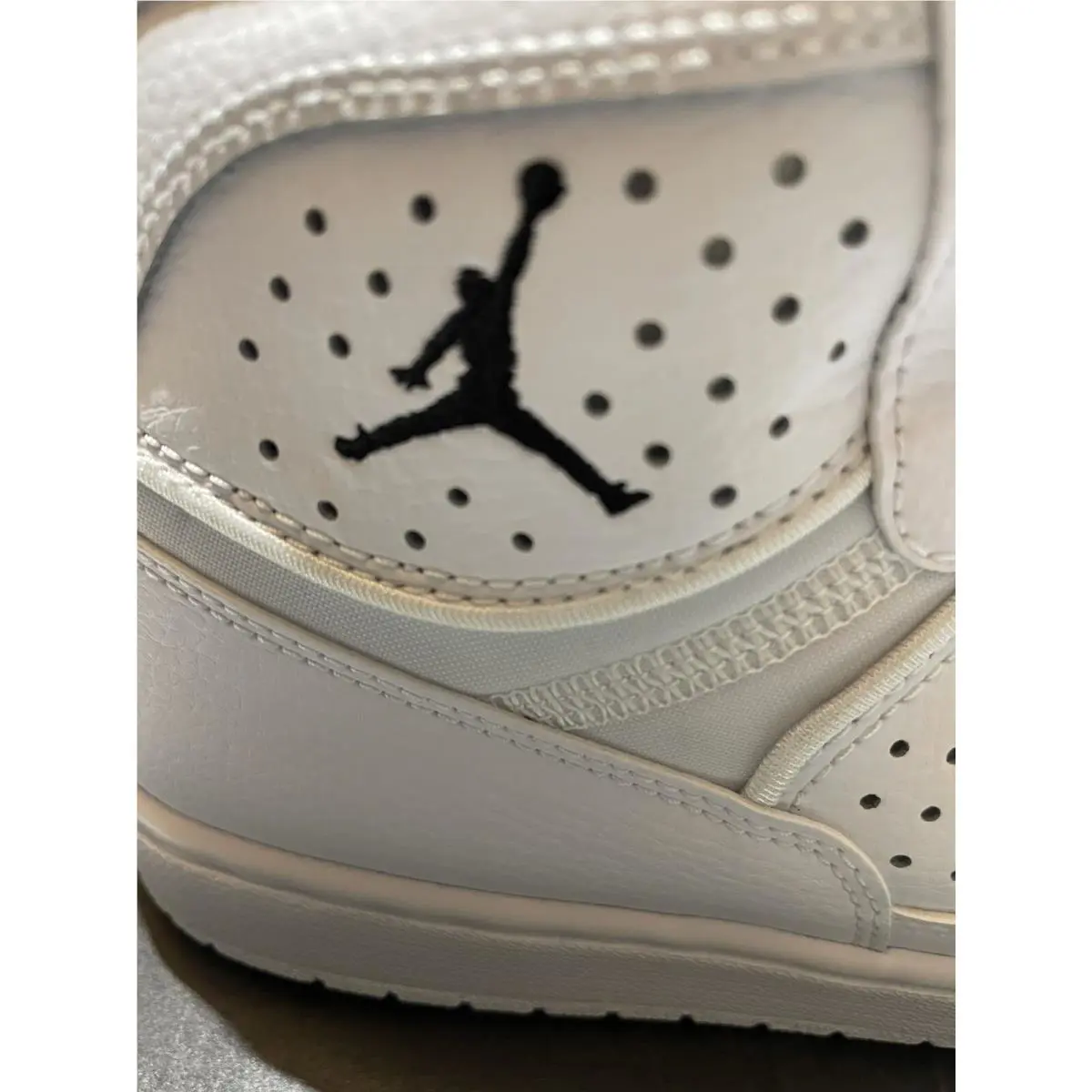 Nike shoes - Air Jordan Access - Air Access - AR3762-100 - White 1