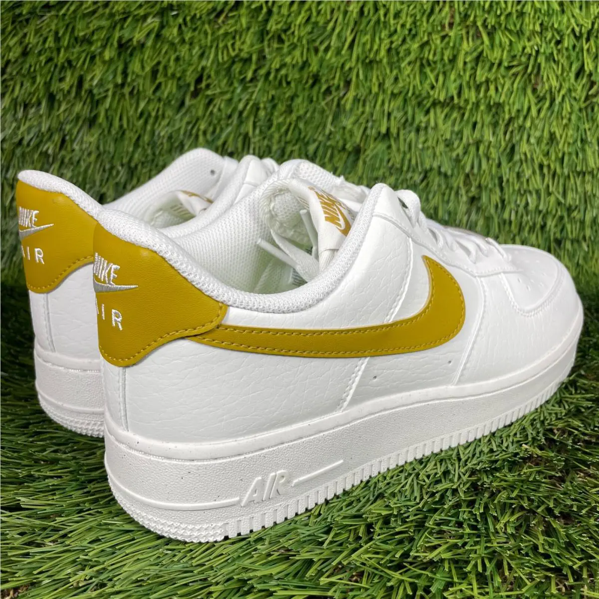Nike shoes - Nike Air Force 1 - Air Force - Dv3808-101 - White 3