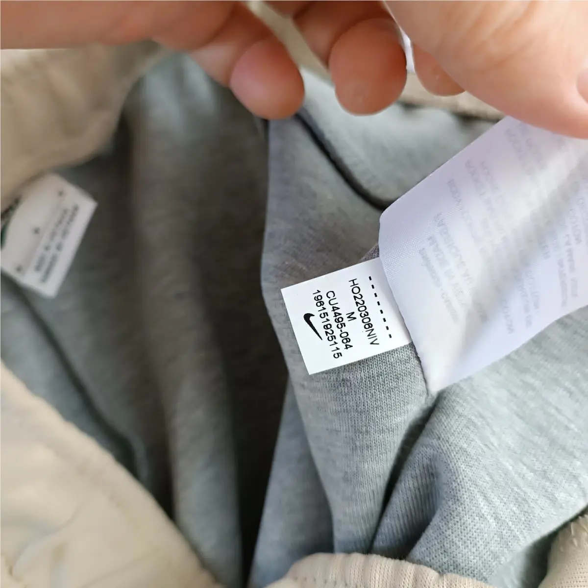 Nike clothing - CU4495-064 - CU4495-064 - Gray 3