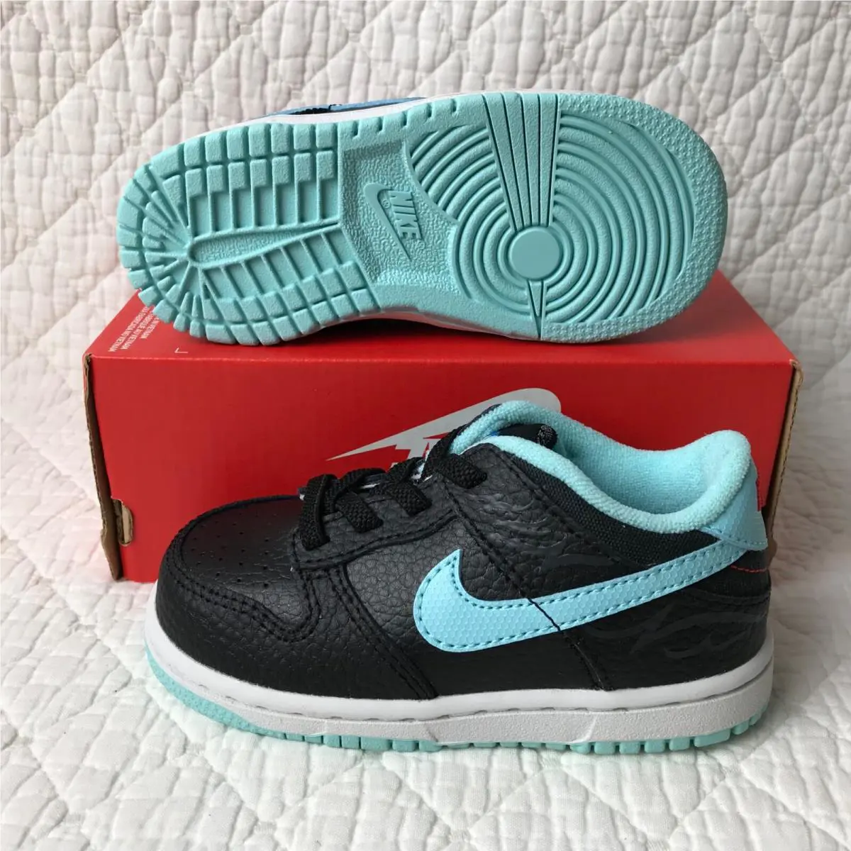 Nike shoes - DH9760-001 - DH9760-001 - Black/Copa white chile red 2