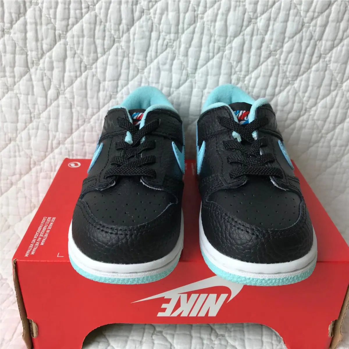 Nike shoes - DH9760-001 - DH9760-001 - Black/Copa white chile red 3