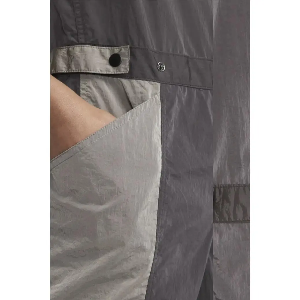 Nike clothing - DD7063-010 - DD7063-010 - Gray (UPC: 0195239804793) 4