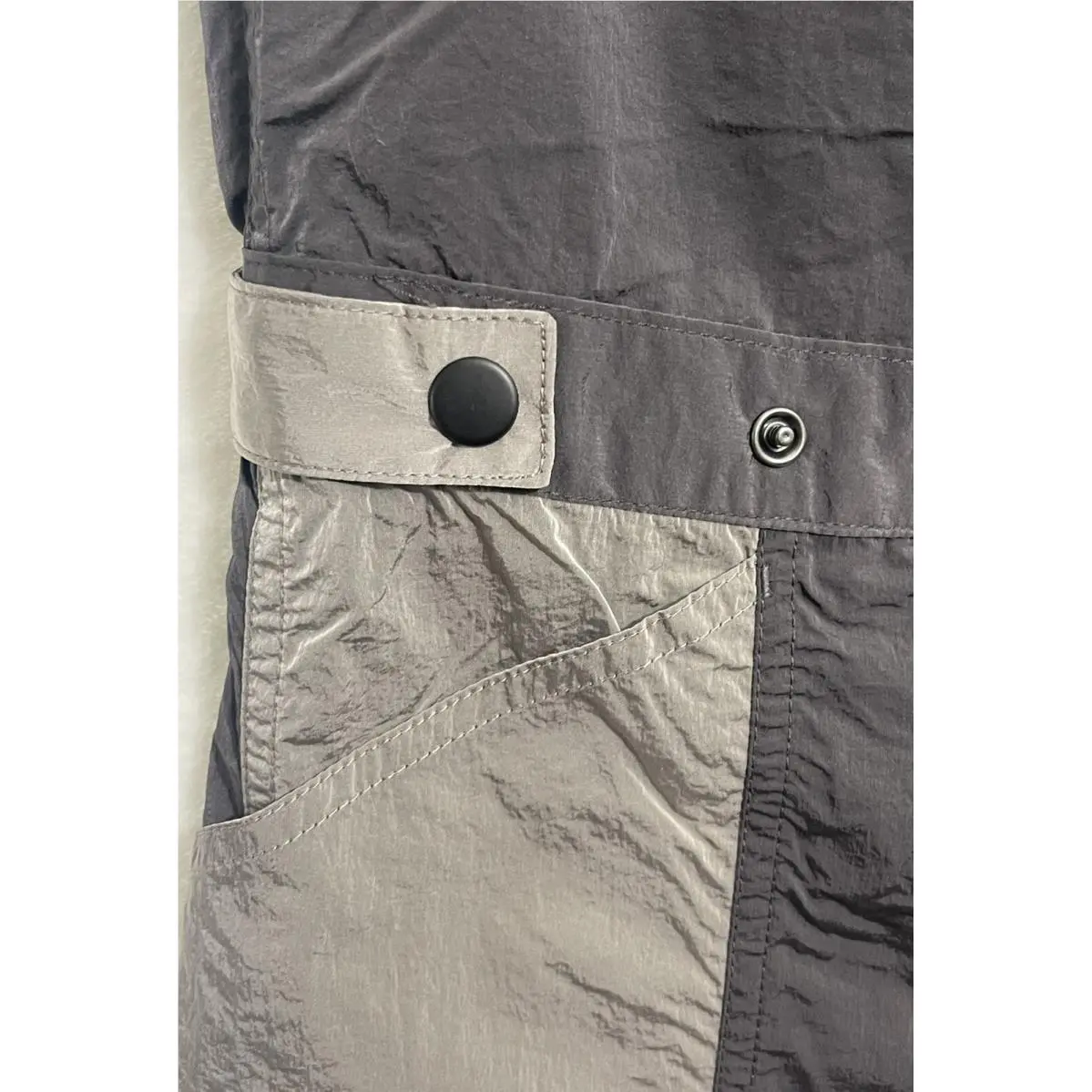 Nike clothing - DD7063-010 - DD7063-010 - Gray (UPC: 0195239804793) 6