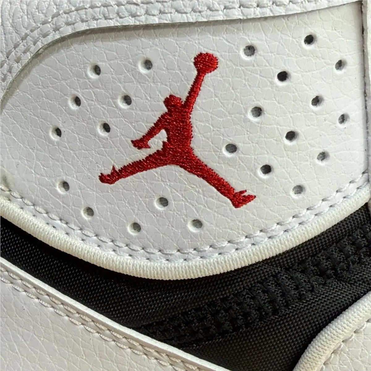 Nike shoes - Jordan Access - Access - AR3762-101 - White 4