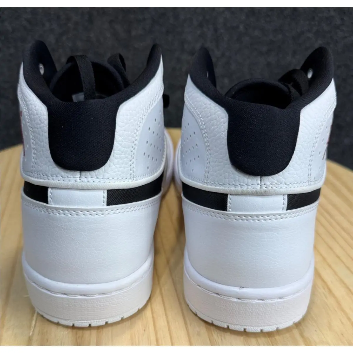 Nike shoes - Jordan Access - Access - AR3762-101 - White 3