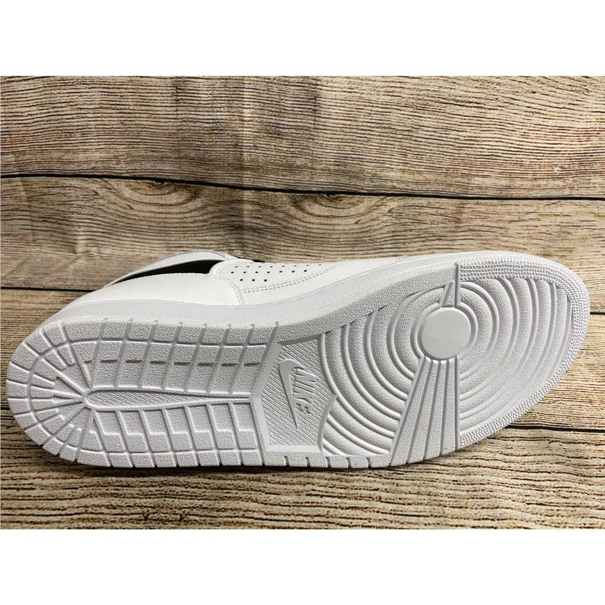 Nike shoes - BASKETBALL SHOES - BASKETBALL SHOES - AR3762-101 - White (UPC: 194493804303) 3