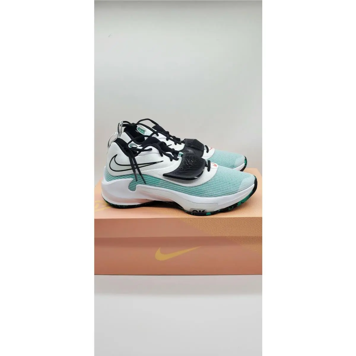 Nike shoes - Zoom Freak 3 GS - Zoom Freak - DA0694-101 - White/Black-Clear Emerald 4