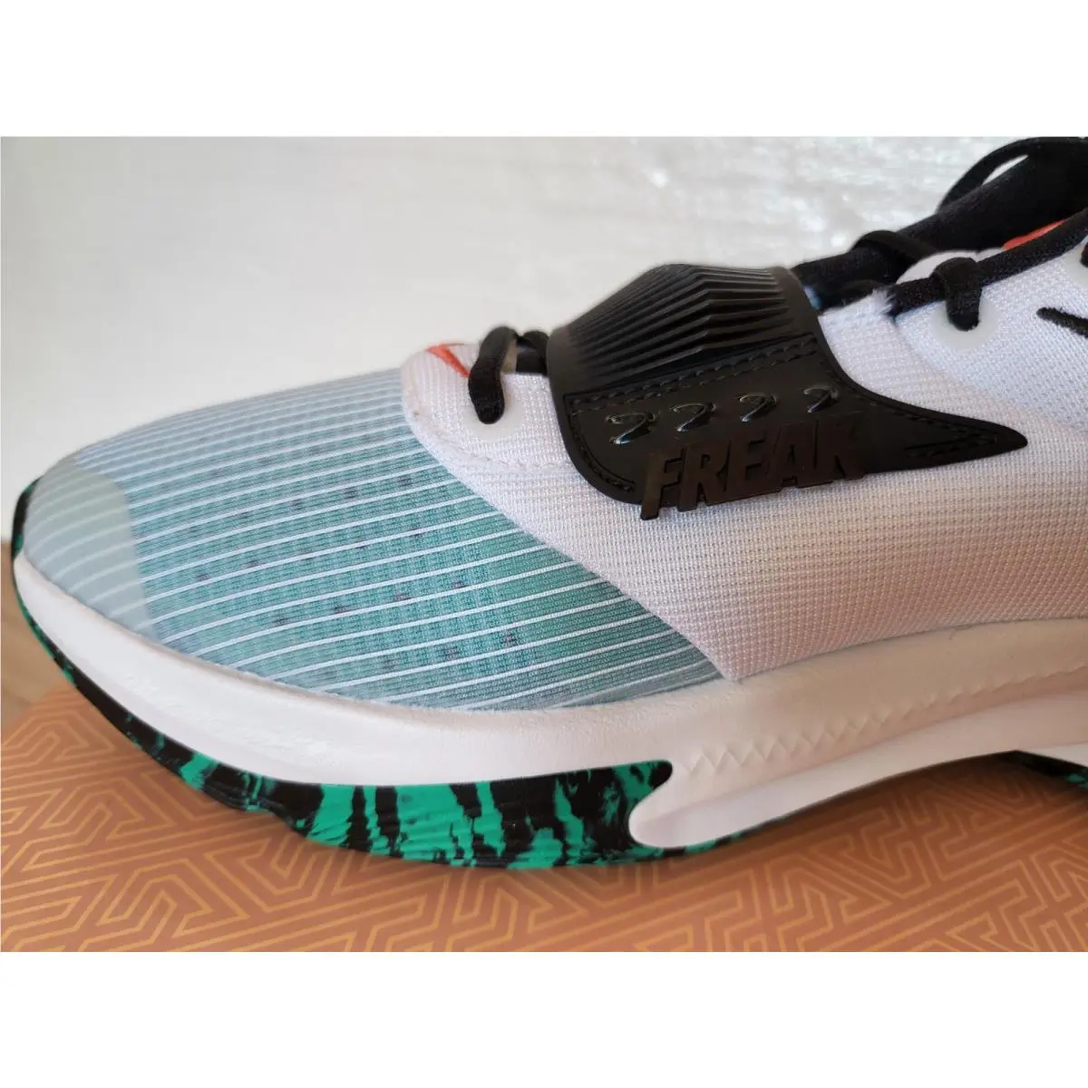Nike shoes - Nike Zoom Freak - Zoom Freak - DA0694101 - White (UPC: 195238343842) 1
