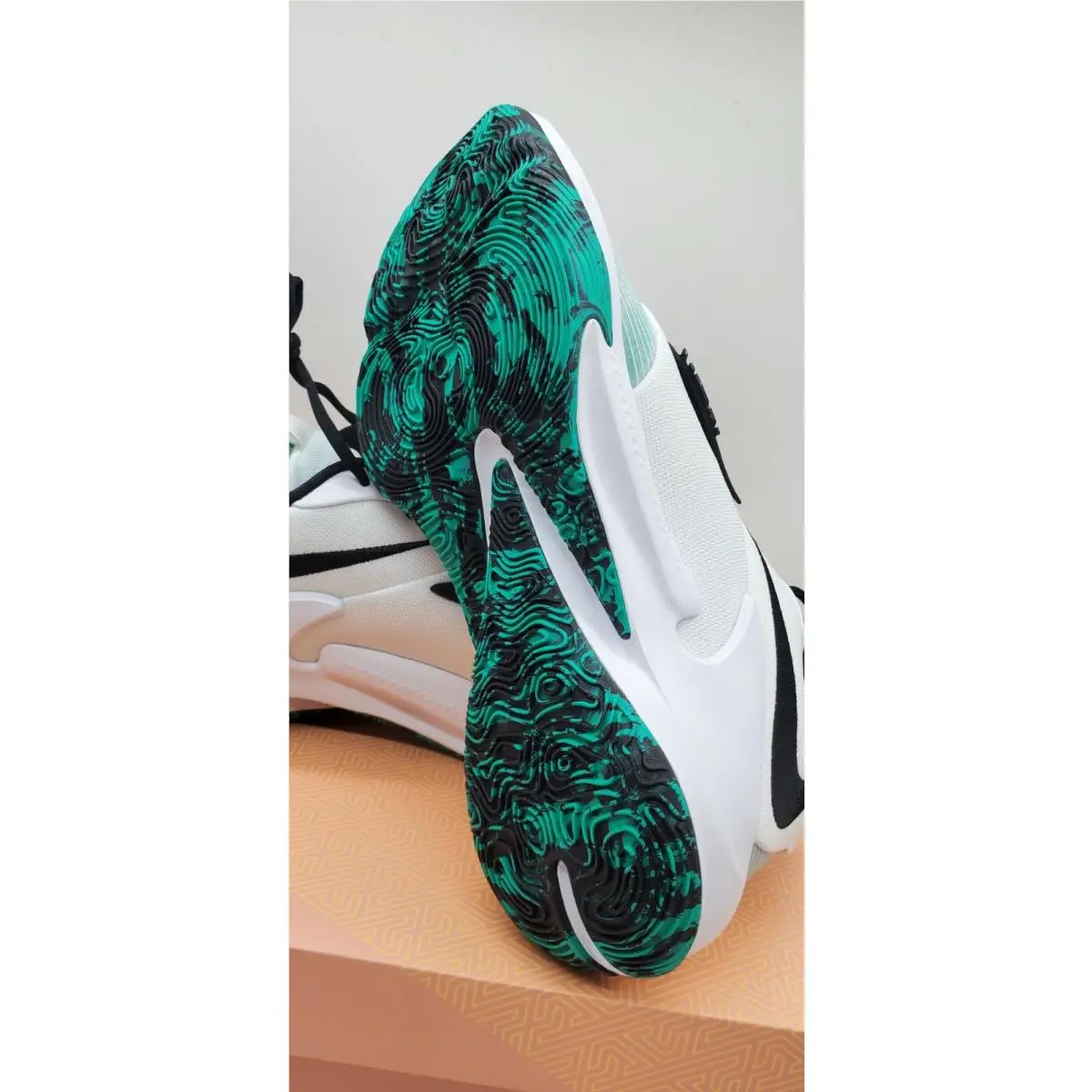 Nike shoes - Zoom Freak 3 GS - Zoom Freak - DA0694-101 - White/Black-Clear Emerald 8