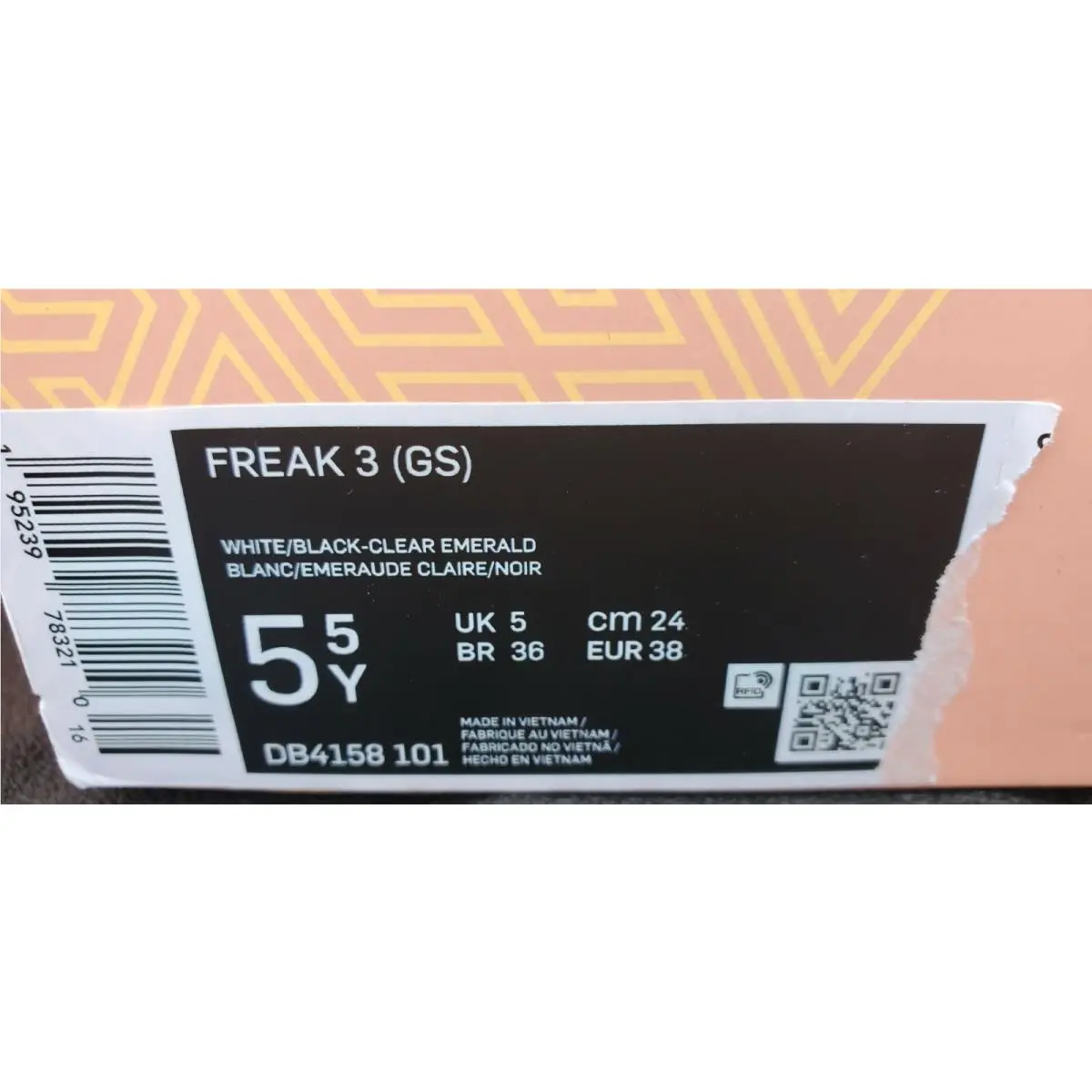 Nike shoes - Zoom Freak 3 GS - Zoom Freak - DA0694-101 - White/Black-Clear Emerald 9