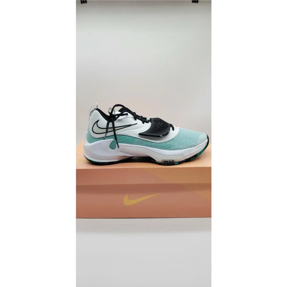 Nike shoes - Zoom Freak 3 GS - Zoom Freak - DA0694-101 - White/Black-Clear Emerald 1