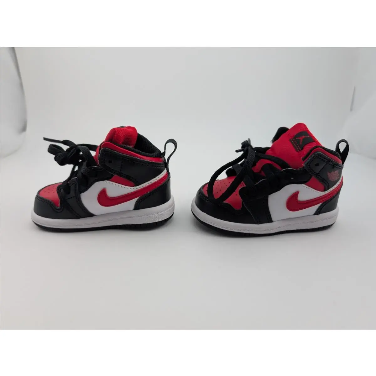 Nike shoes - Air Jordan 1 Mid - Air Mid - 640735 079 - Red 1