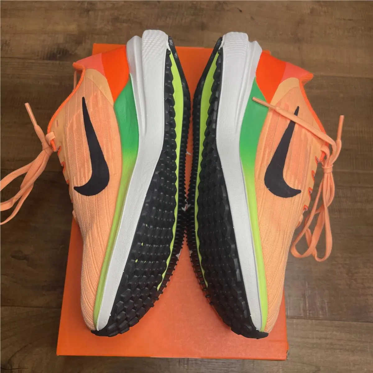 Nike shoes - NIKE WINFLO 9 - WINFLO - DD8686-800 - Orange (UPC: 196149107301) 2