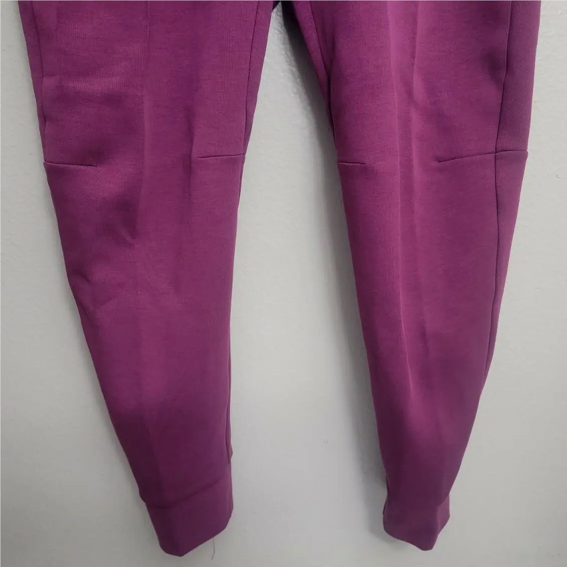 Nike clothing - Tech Fleece Pants - Tech Fleece Pants - CU4495-610 - Sangria (UPC: 195245441470) 1