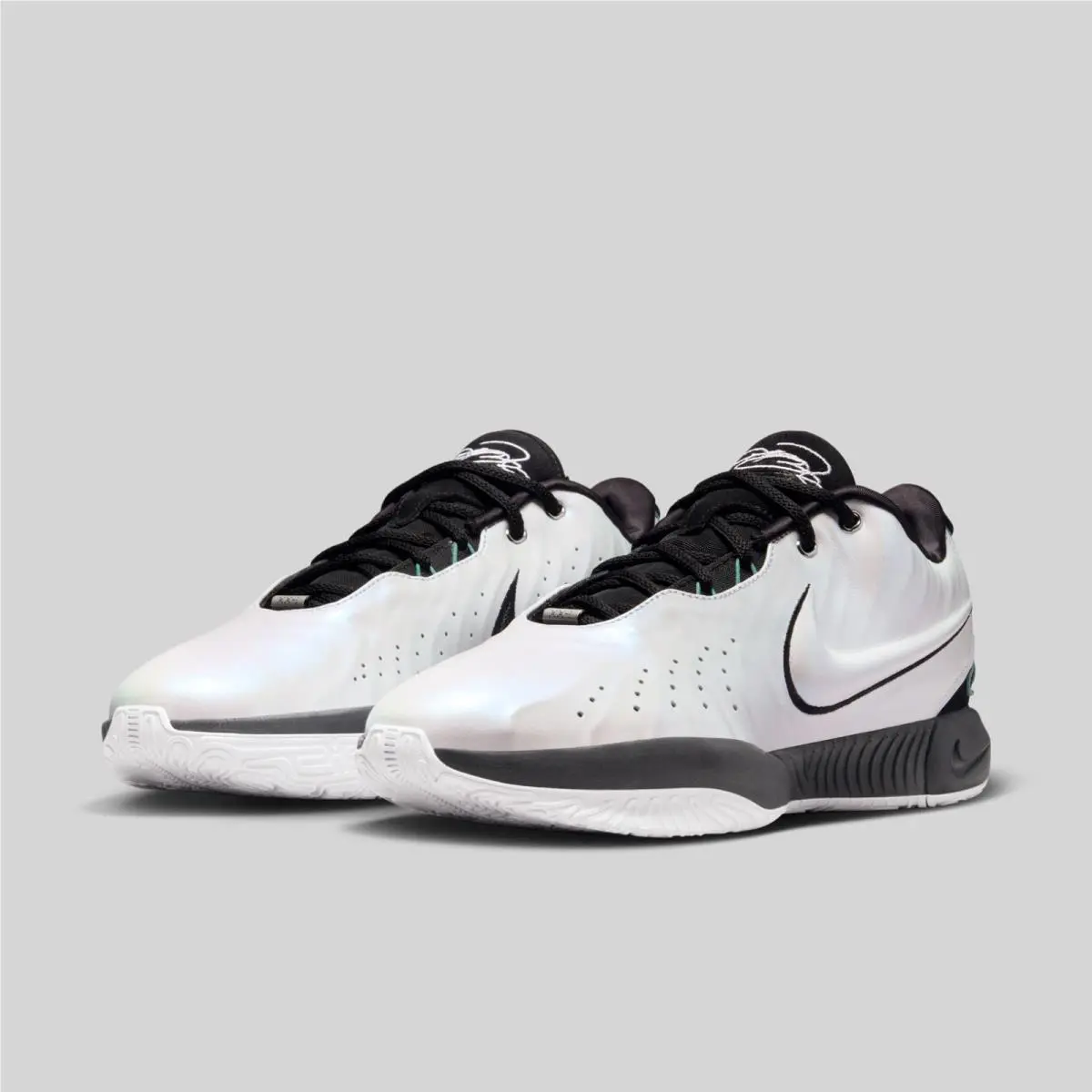 Nike Lebron Xxi 21 Conchiolin White Pearl Black HF5841-100 Men`s Size 11.5 Shoes