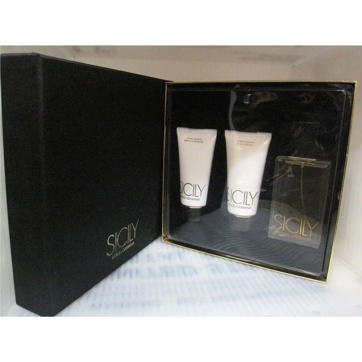 Dolce Gabbana Sicily 3 PC Gift Set For WOMEN-1.7 OZ EDP+1.7 S GEL+1.7 B Lotion