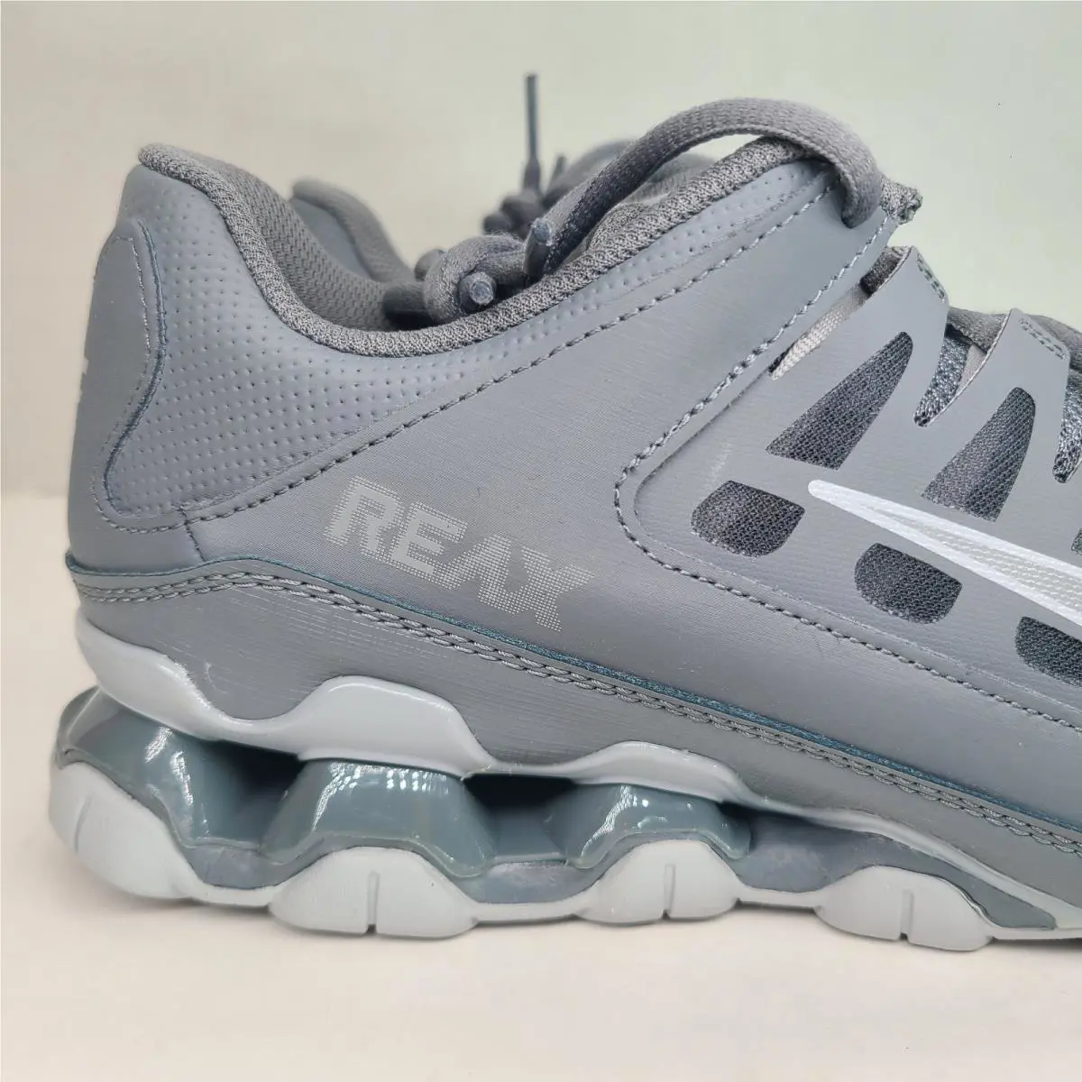 Nike shoes - Nike Reax 8 - Reax - 621716-010 - Gray 2