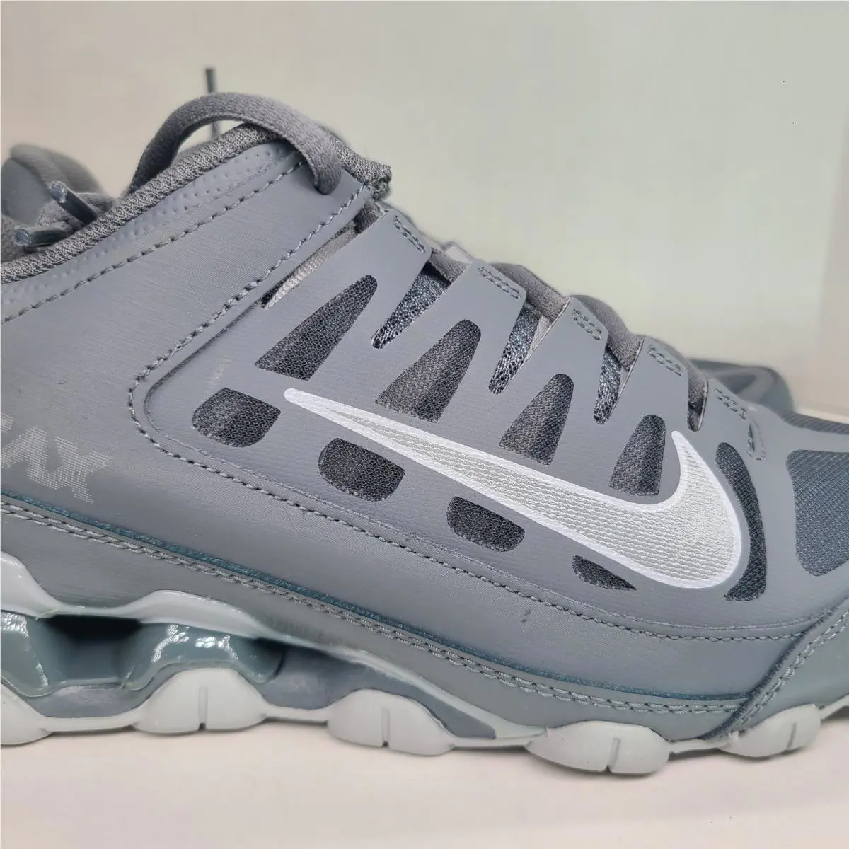 Nike shoes - Nike Reax 8 - Reax - 621716-010 - Gray 3