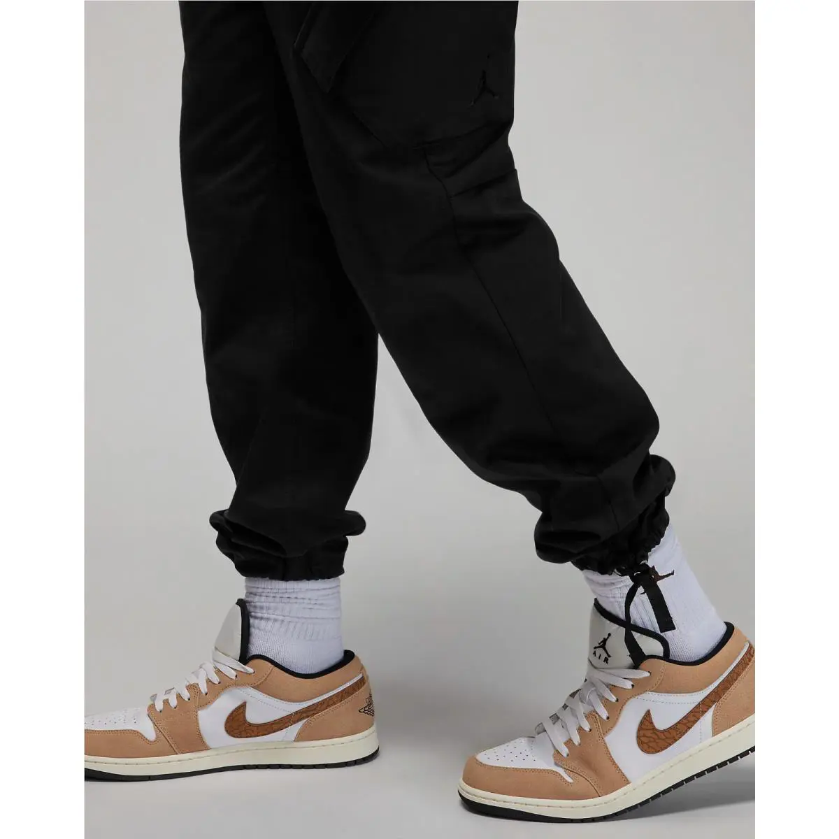 Nike clothing - JORDAN ESSENTIALS CHICAGO PANT - ESSENTIALS CHICAGO PANT - FB7305-010 - Black (UPC: 196608176008) 5