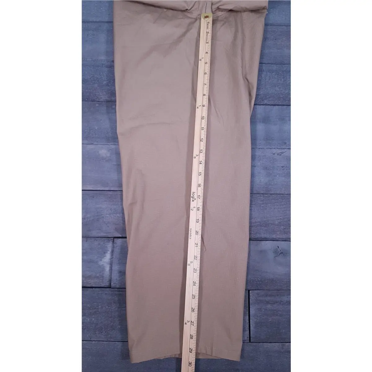 Nike clothing - FZ5765-247 - FZ5765-247 - Khaki (UPC: 196975125876) 3