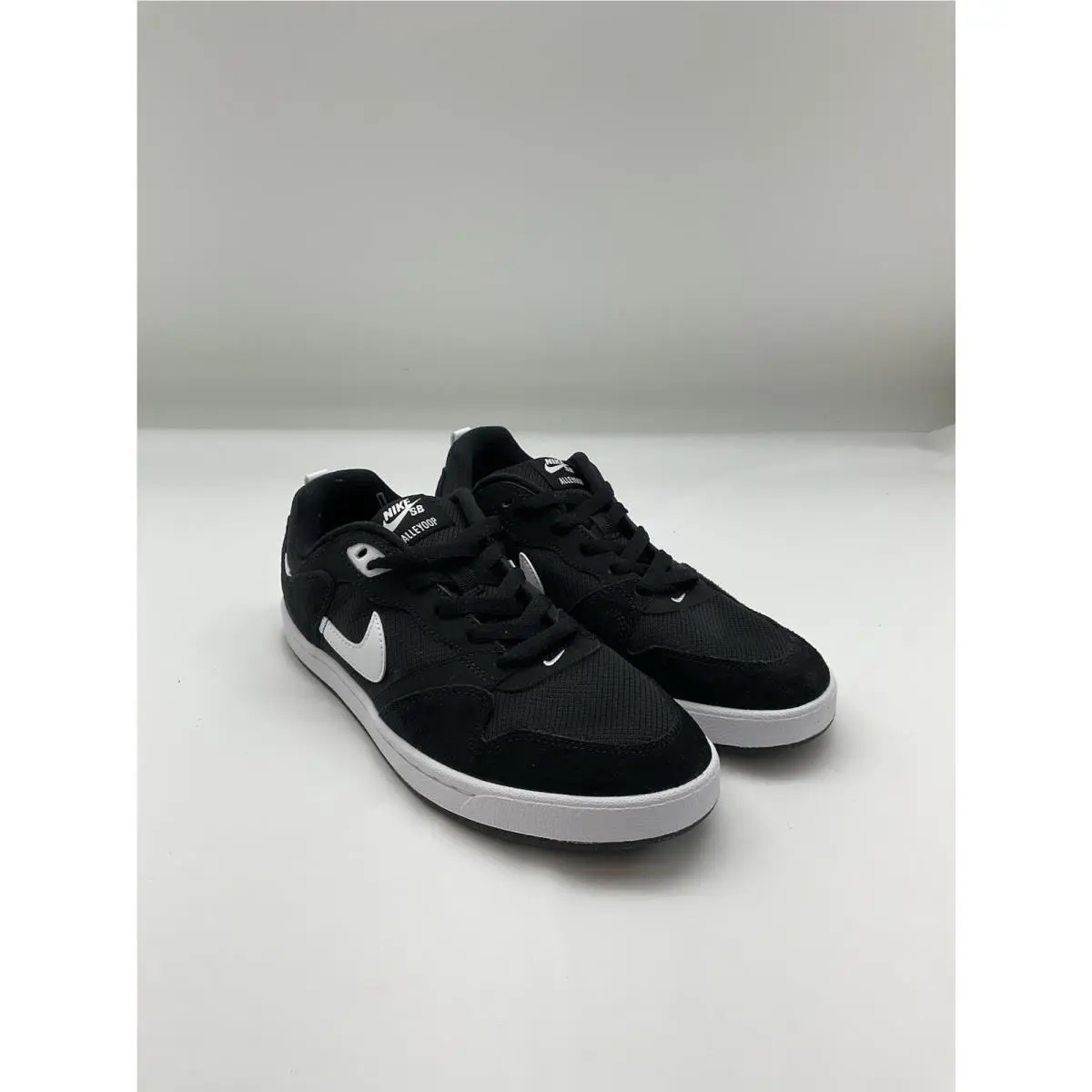 Nike SB Alleyoop Low Skateboarding Shoes Black White Dunk Mens 7 - Black