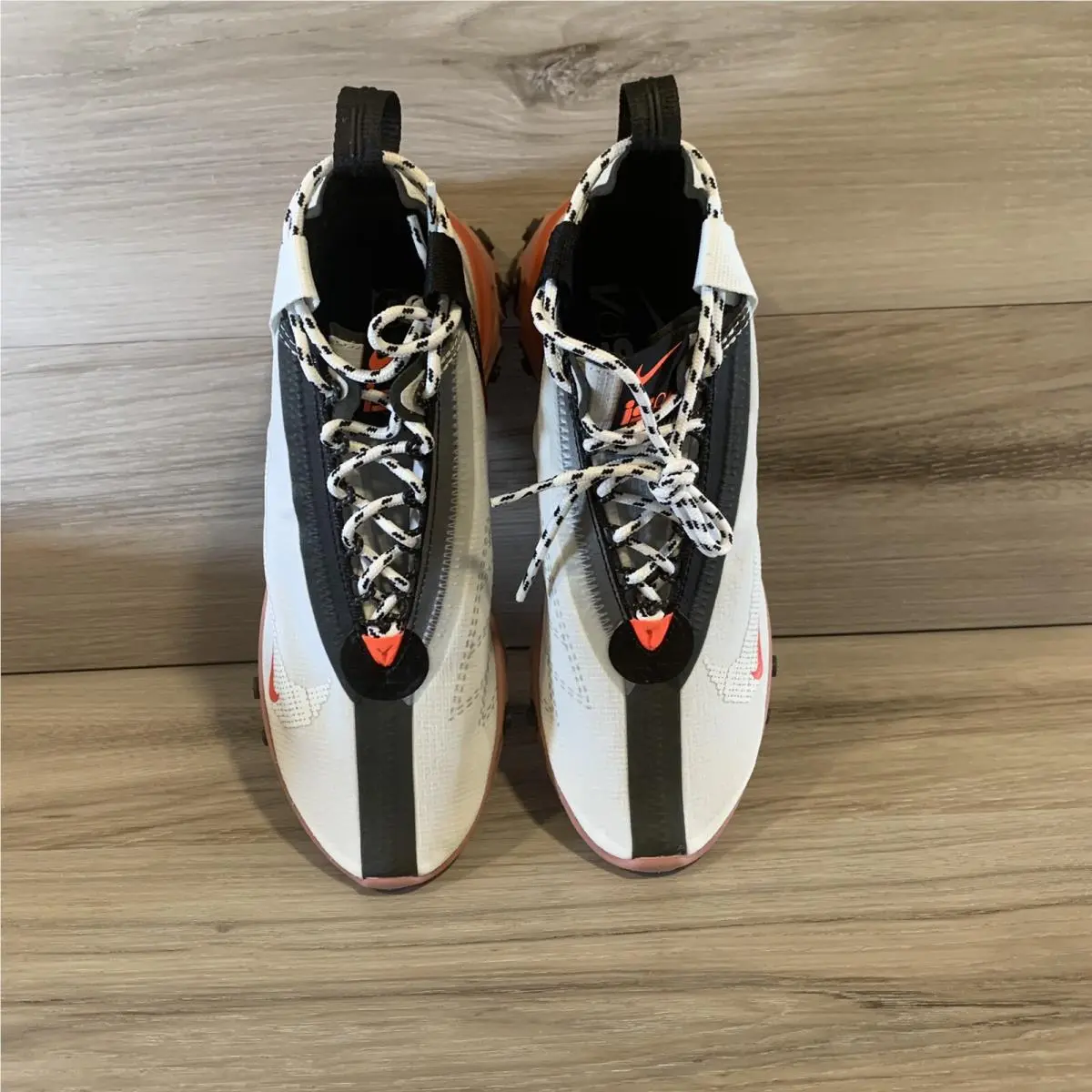 Nike shoes - Nike React Runner - React Runner - AT3143-100 - White 1