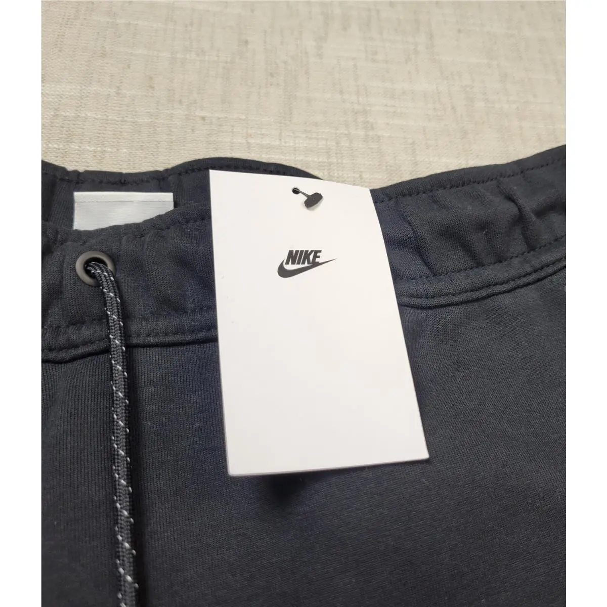 Nike clothing - NIKE NSW Tech - NSW Tech - CU4495-010 - Black 9