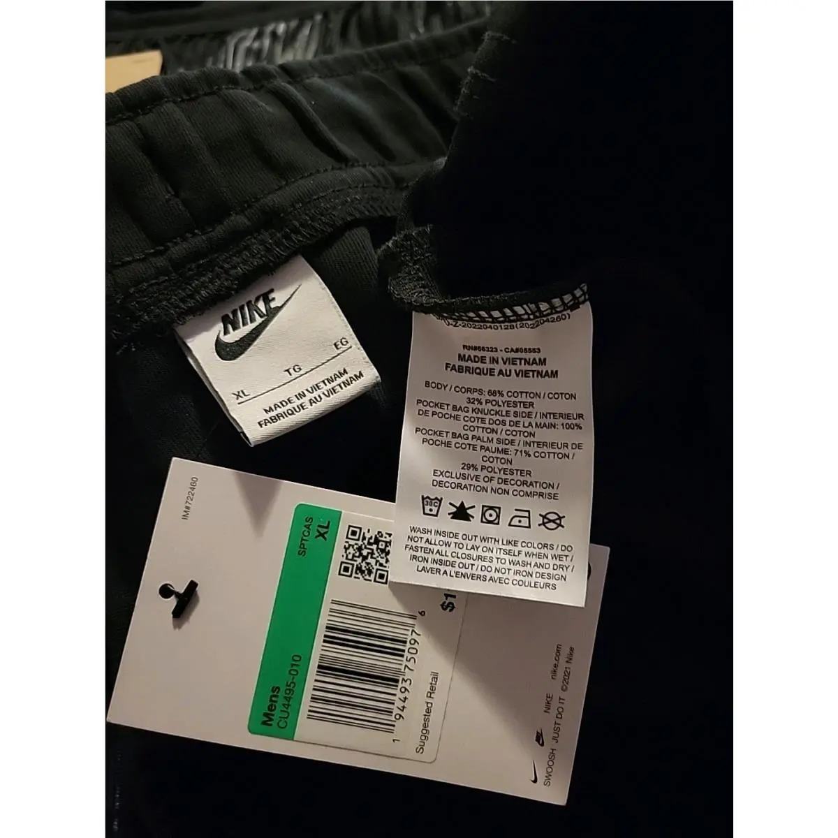 Nike clothing - NIKE NSW Tech - NSW Tech - CU4495-010 - Black 12