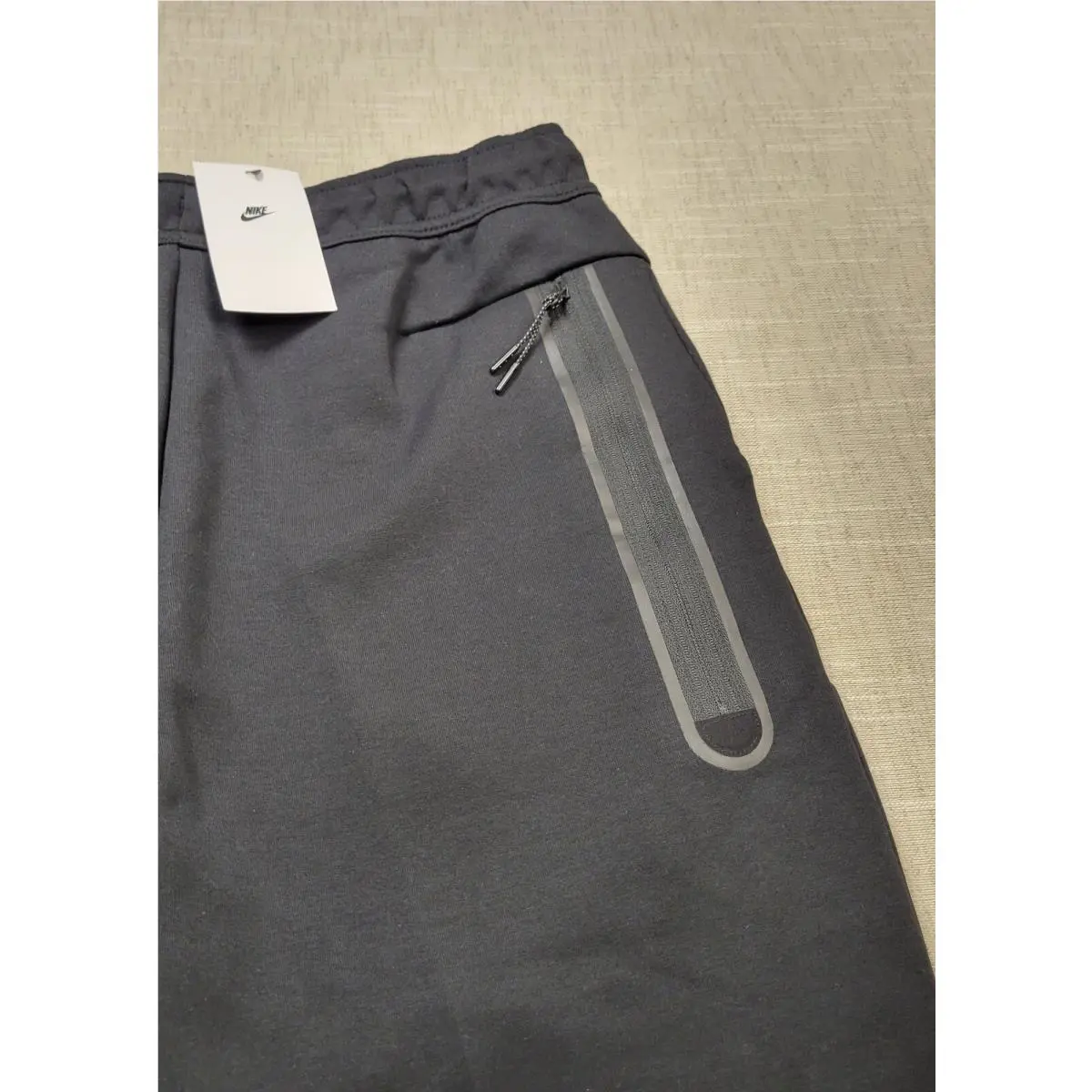 Nike clothing - NIKE NSW Tech - NSW Tech - CU4495-010 - Black 4