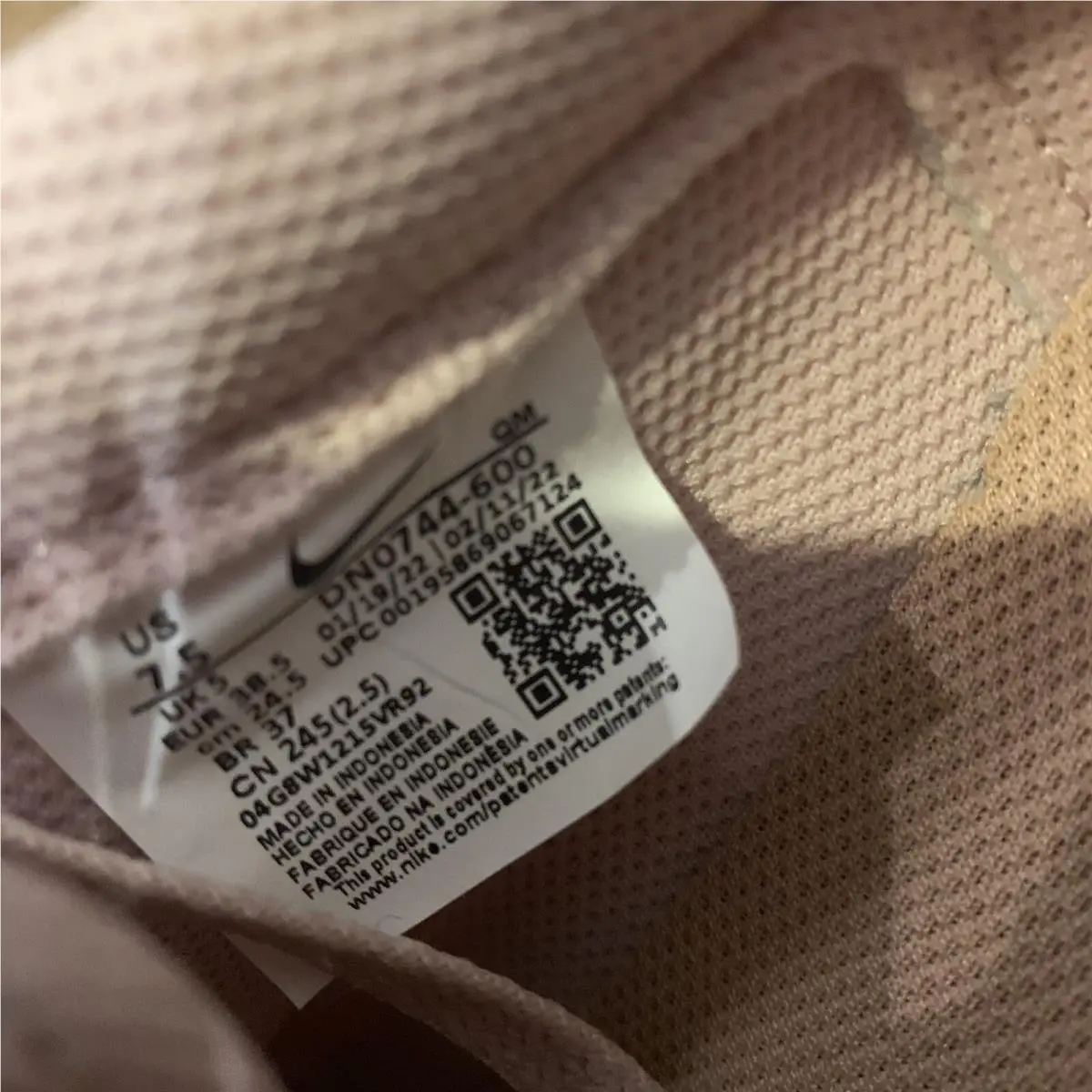 Nike shoes - W Blazer Low Platform Ess - DN0744-600 - Pink (UPC: 0195869067124) 3