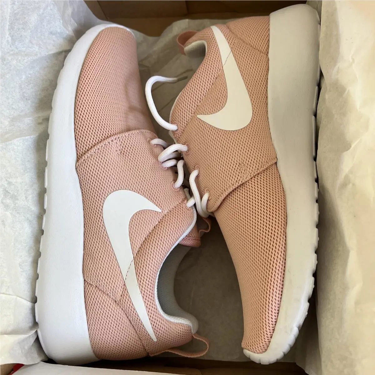 Nike shoes - Nike Roshe One - Roshe One - 844994-603 - Pink (UPC: 00882801194269) 2