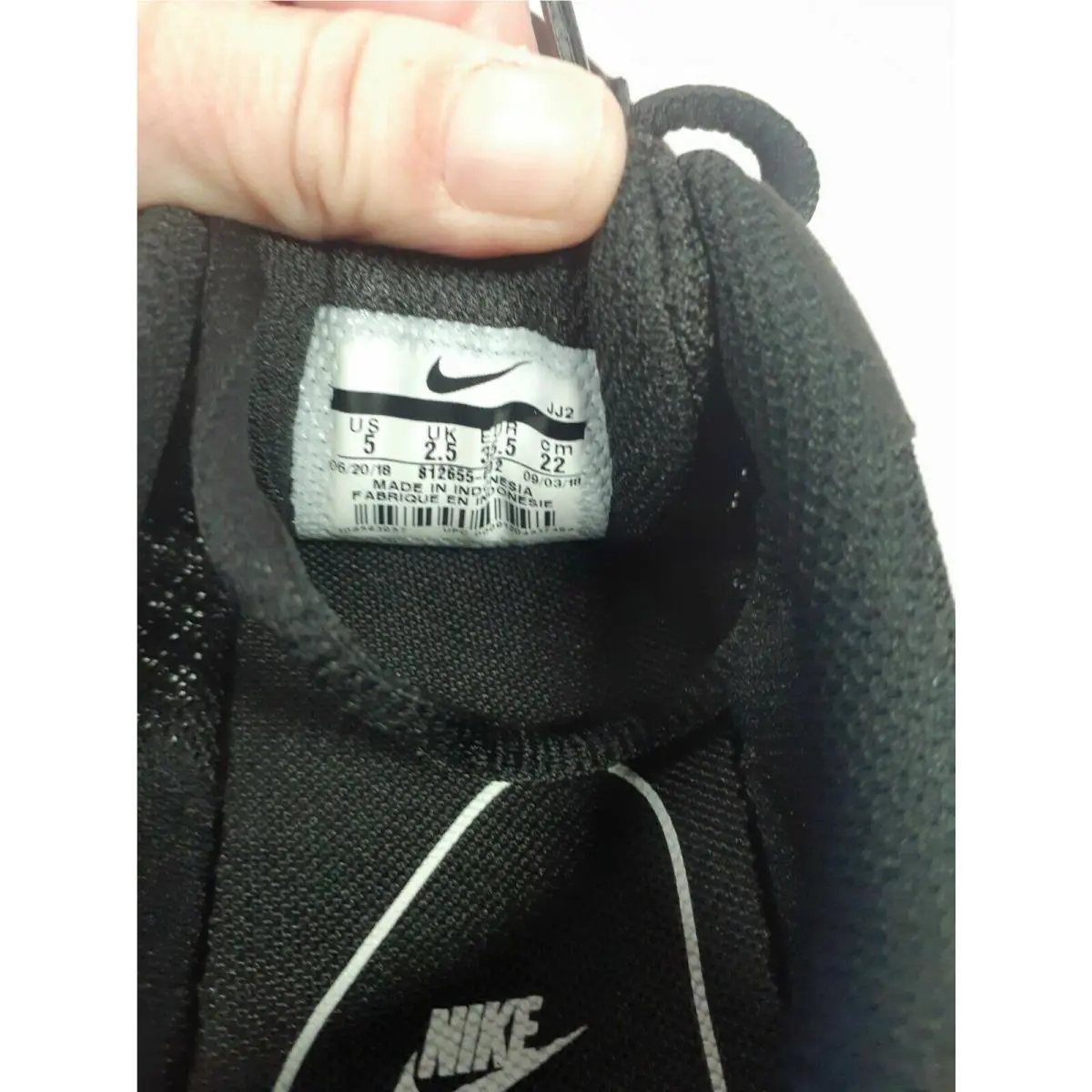 Nike shoes - Nike Tanjun - Tanjun - 812655-002 - Black 1