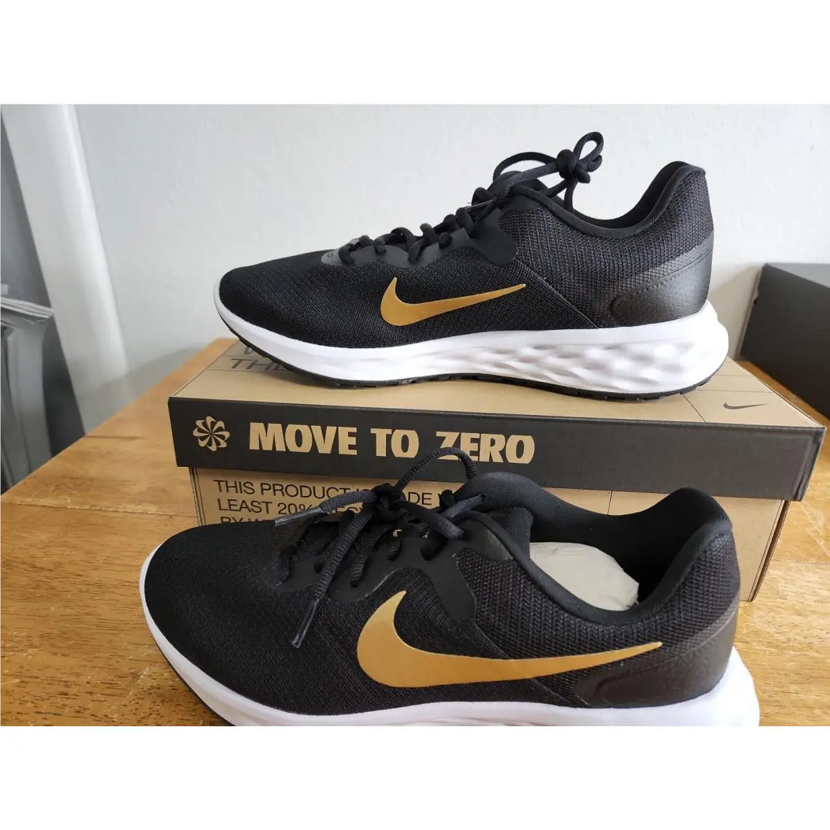 Nike Revolution 6 Next Nature DC3728-002 Men`s Size 7 Black - Black & White