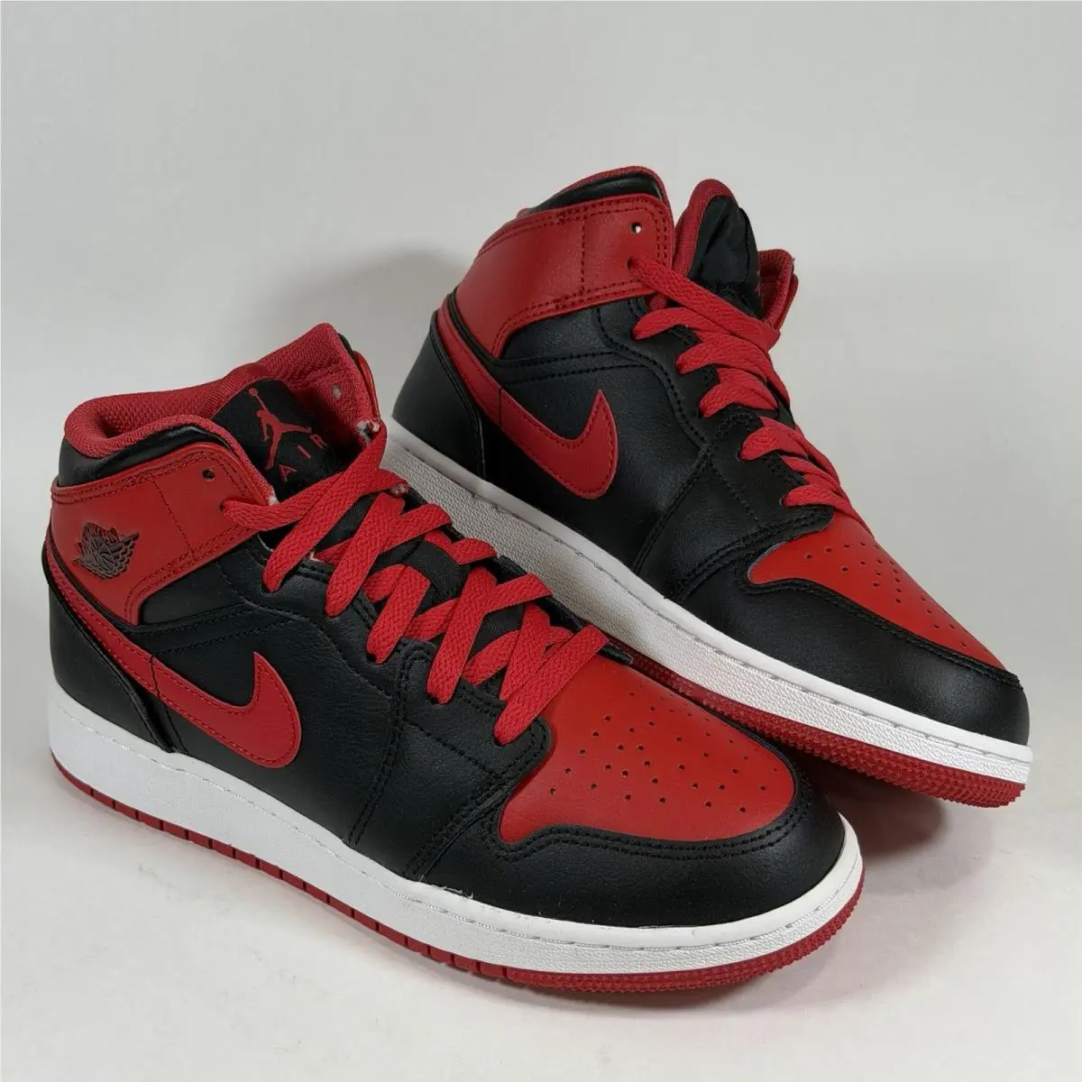 Nike shoes - Air Jordan 1 Mid - Air Mid - DQ8423-060 - Black 0