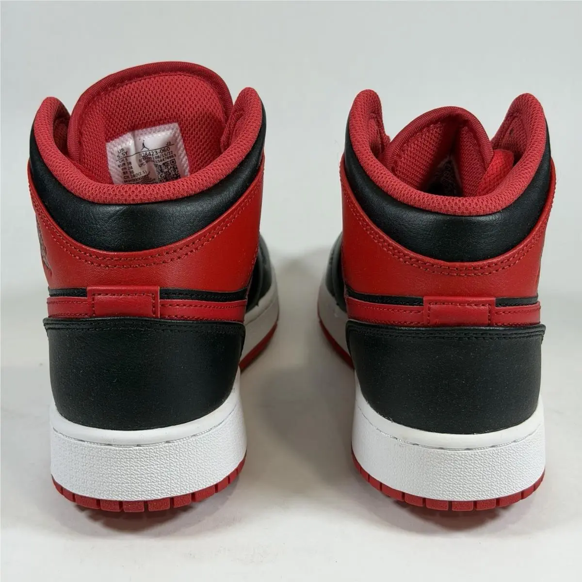 Nike shoes - Air Jordan 1 Mid - Air Mid - DQ8423-060 - Black 4