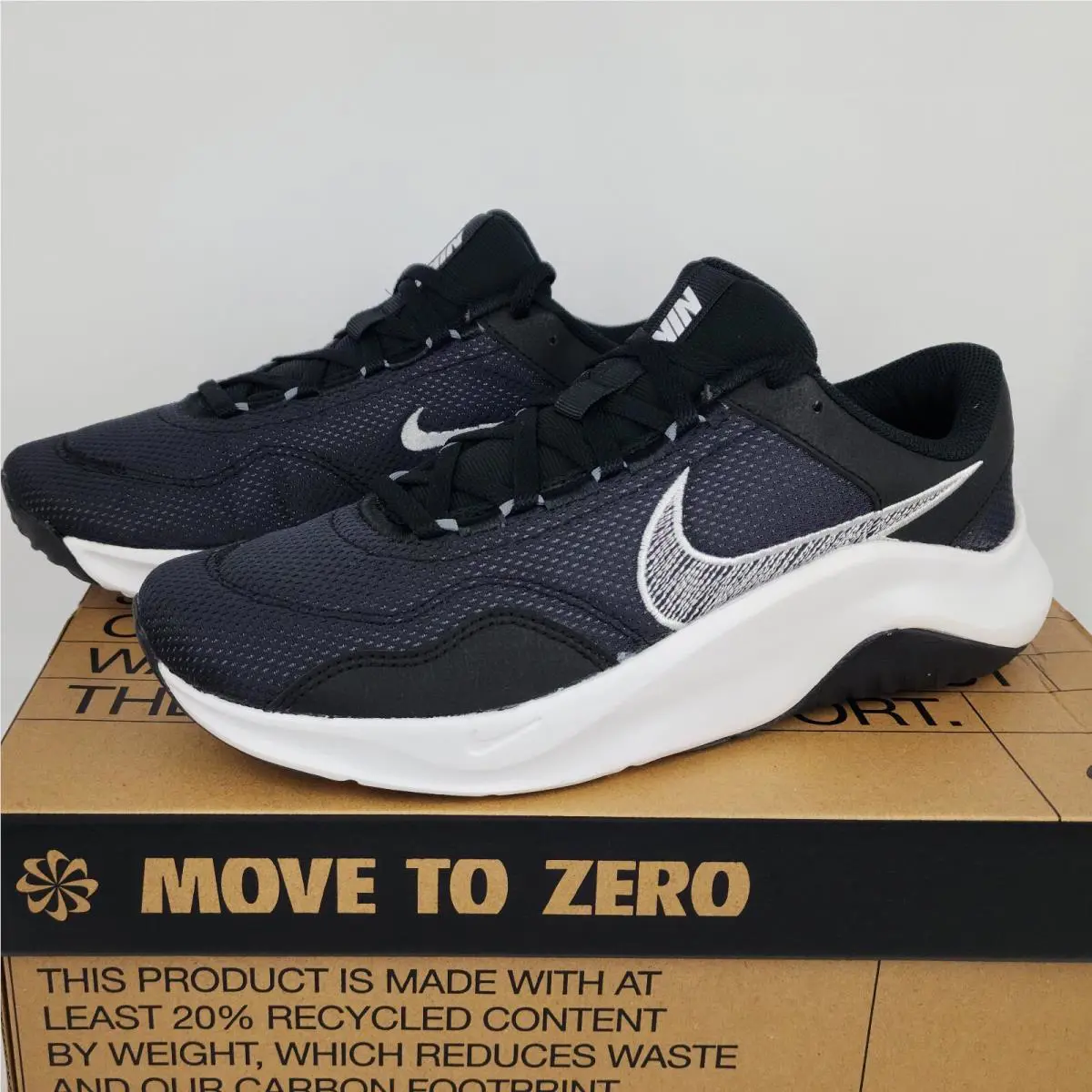 Nike shoes - Nike Legend - Legend - DM1119-001 - Black 0