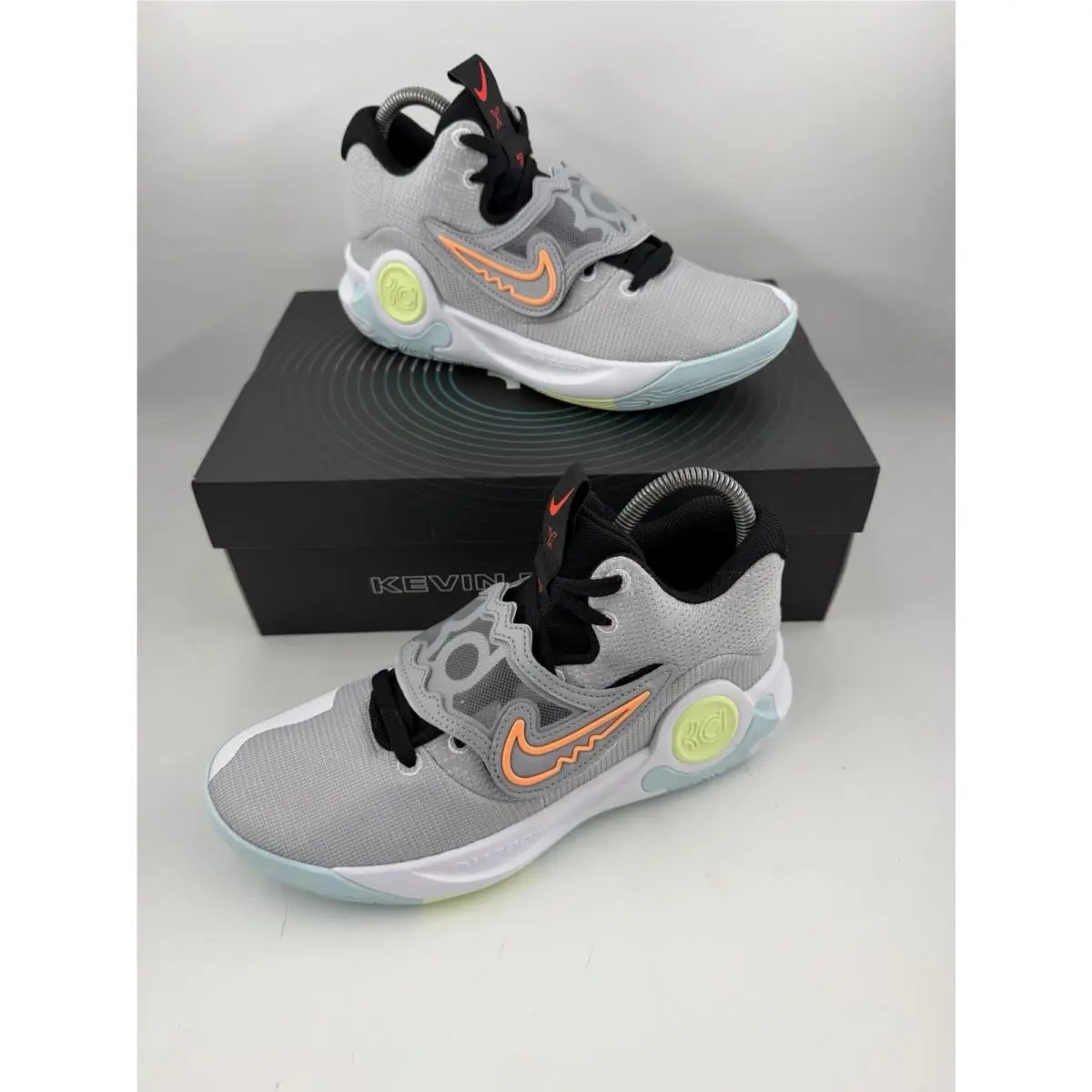 Nike Unisex KD Trey 5X -sz 9.5- Wolf Grey Volt Crimson Shoes DD9538-009