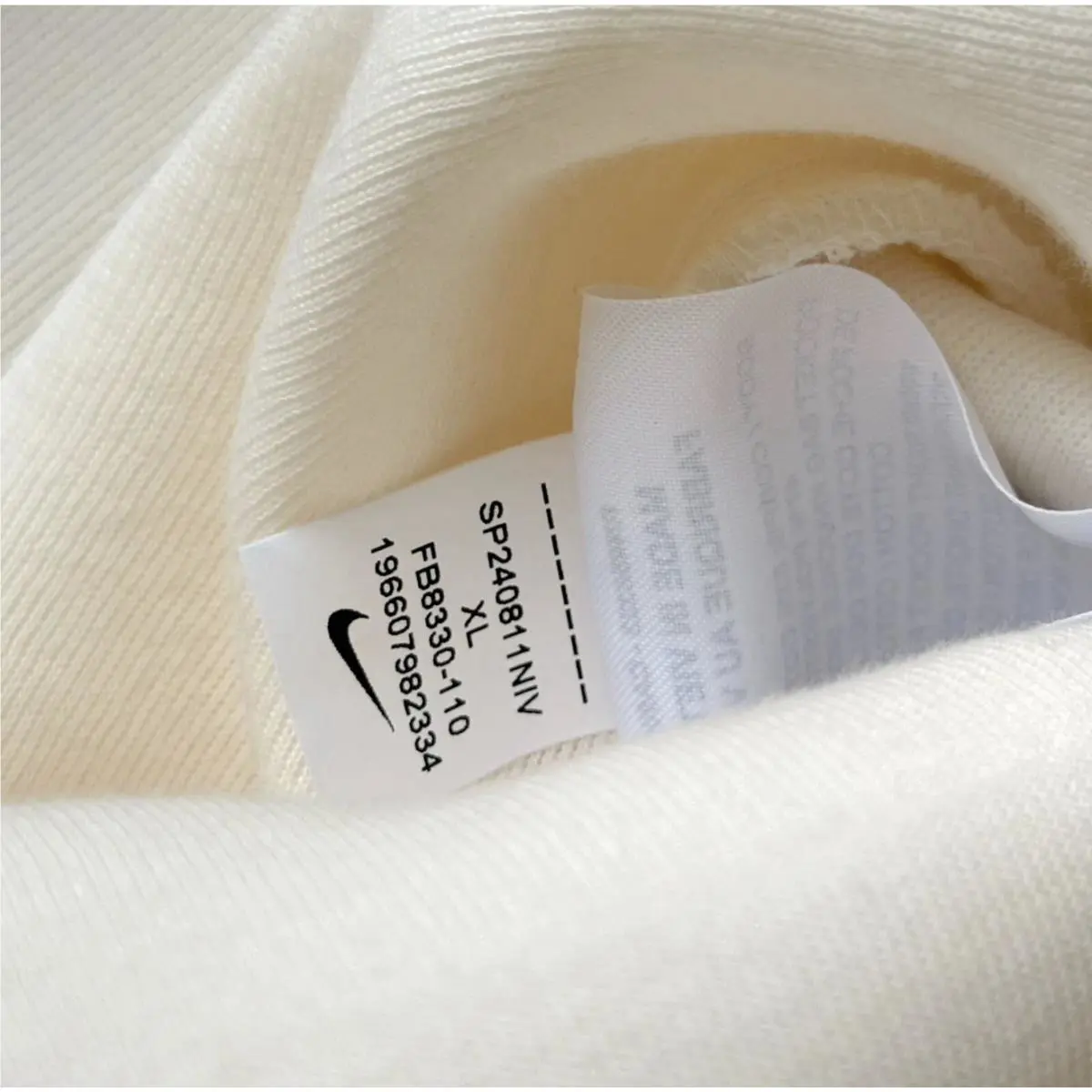 Nike clothing - FB8330-110 - FB8330-110 - Ivory 1