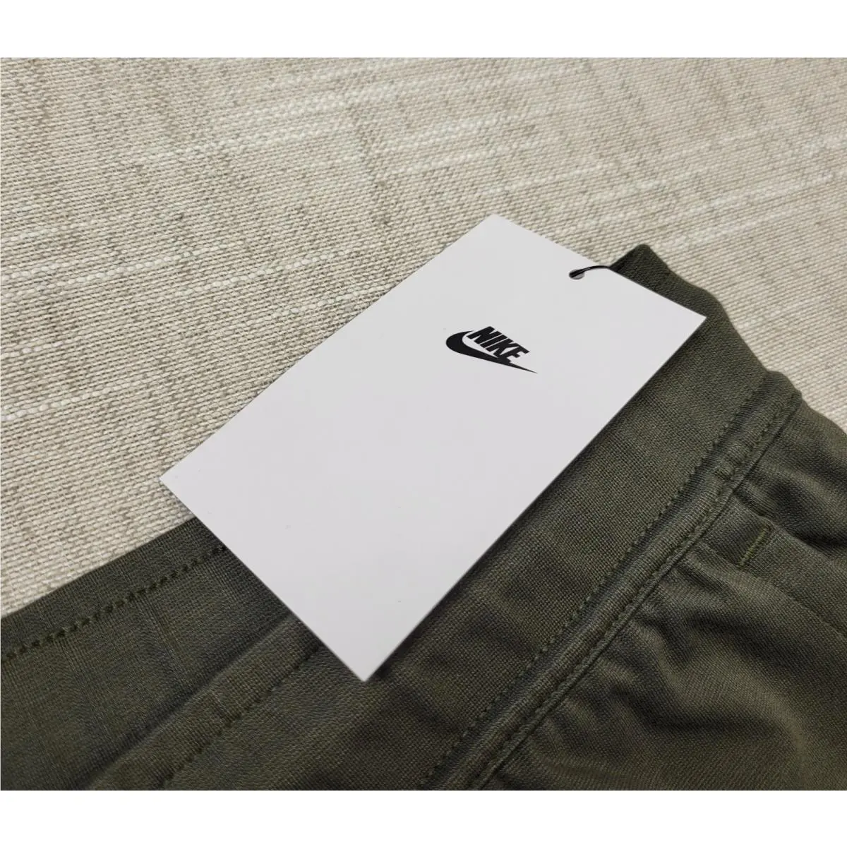 Nike clothing - Nike Lightweight Tech Pants - Lightweight Tech Pants - FD4503-325 - Green Black 9