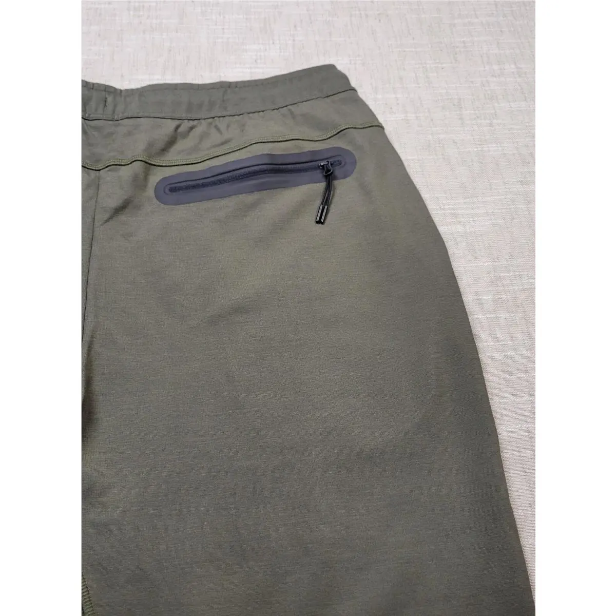 Nike clothing - Nike Lightweight Tech Pants - Lightweight Tech Pants - FD4503-325 - Green Black 5