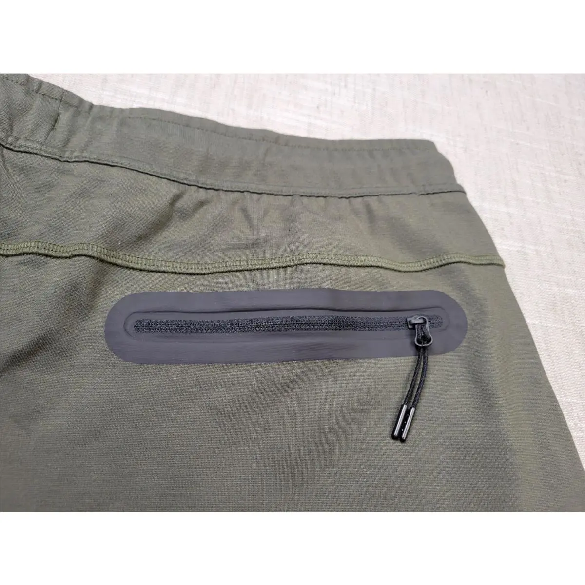 Nike clothing - Nike Lightweight Tech Pants - Lightweight Tech Pants - FD4503-325 - Green Black 6