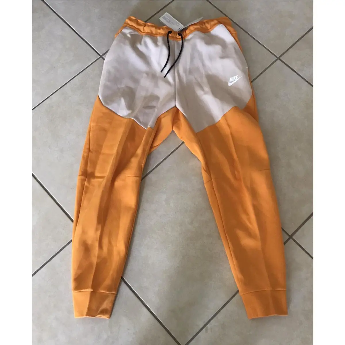 Nike clothing - Sportswear Tech - Sportswear Tech - CU4495 886 - Orange (UPC: 195868392326) 0