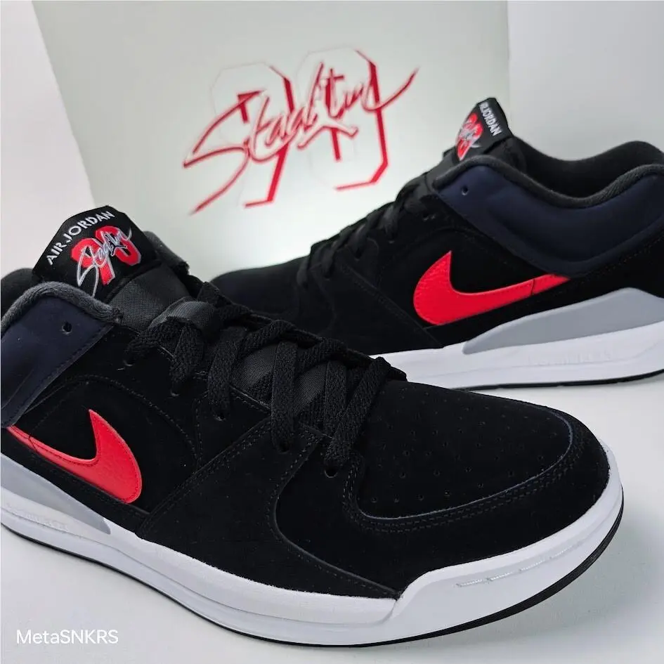 Nike shoes - Air Jordan Retro - Air Retro - FZ4184-010 - Black/White/Cement Grey/Fire Red 3
