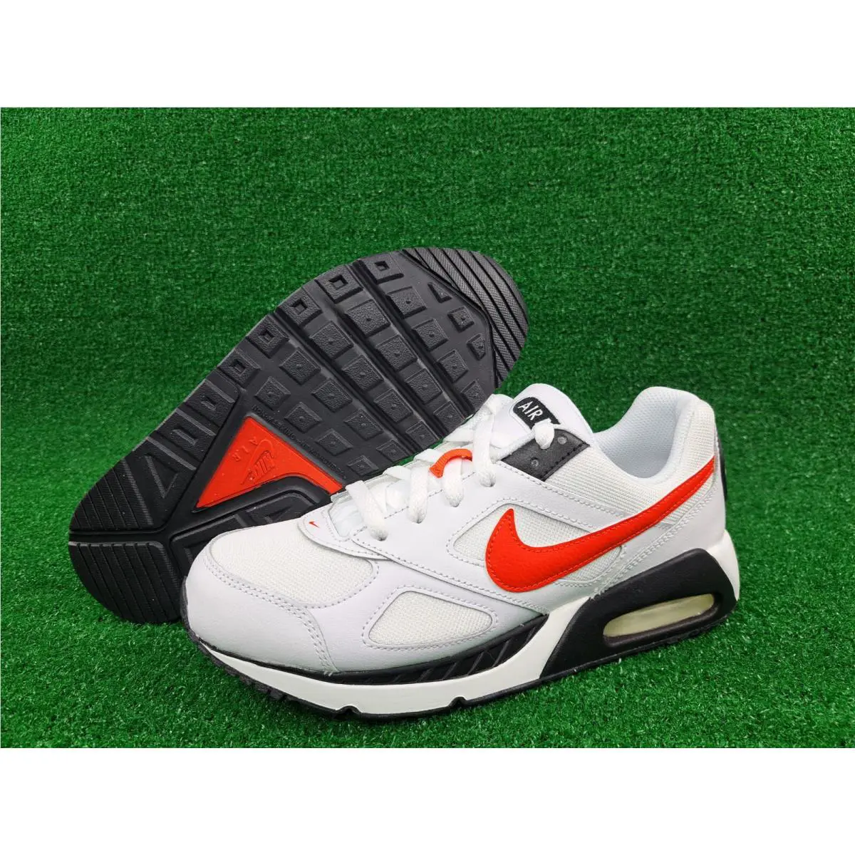 Nike shoes - Nike Air Max Ivo - Air Max Ivo - 579995-101 - White 5