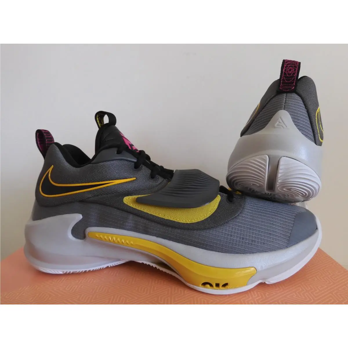 Nike shoes - Nike Zoom Freak - Zoom Freak - DA0694-006 - Gray (UPC: 195245716431) 0