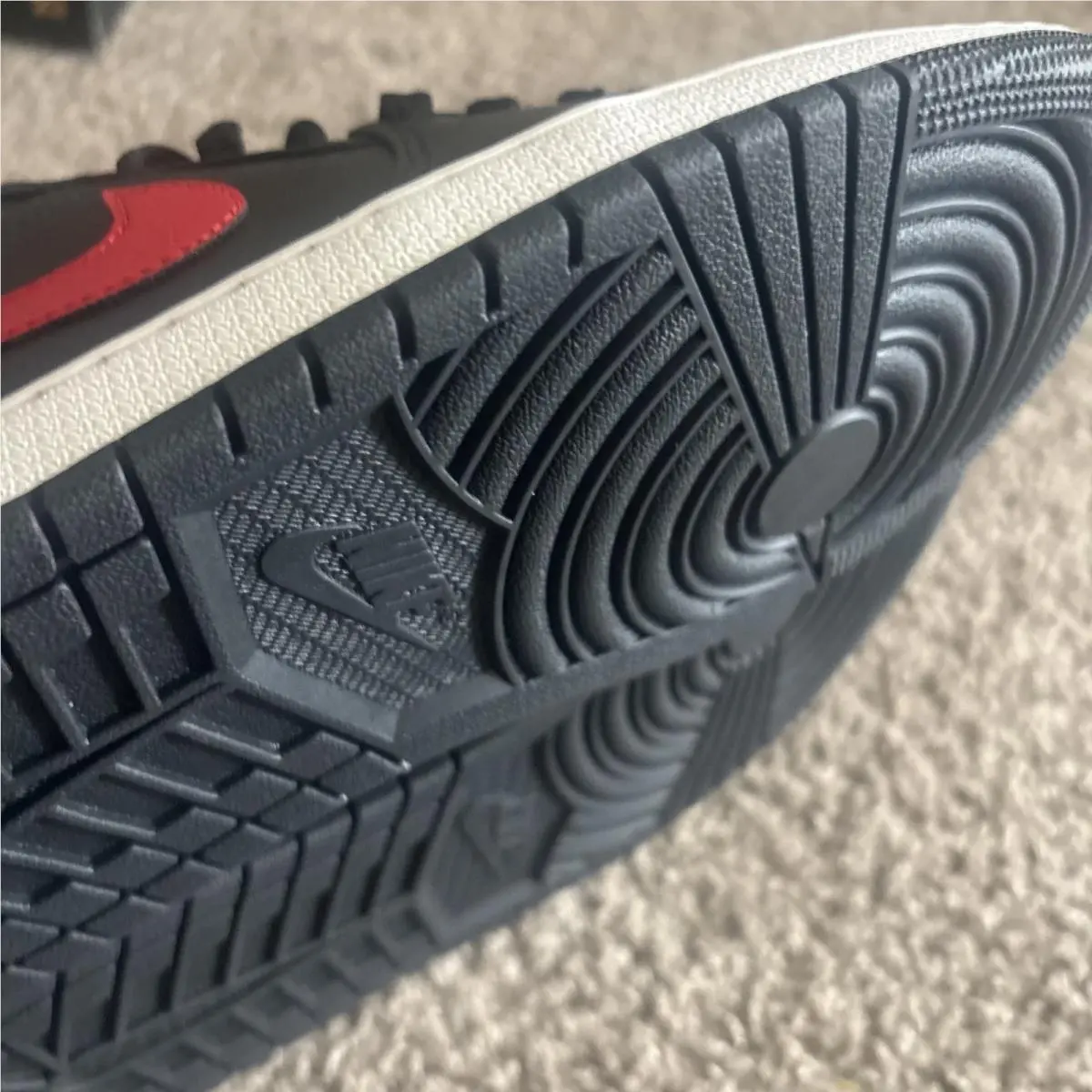 Nike shoes - Nike Air Jordan 1 - Air - 553558-063 - Red 9