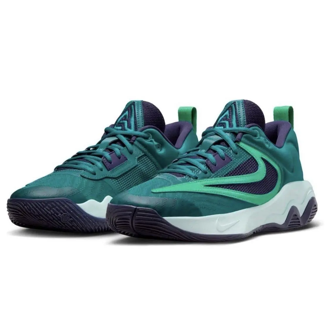 Nike shoes - Nike Giannis Immortality 3 - Giannis Immortality - DZ7533-301 - Green 0