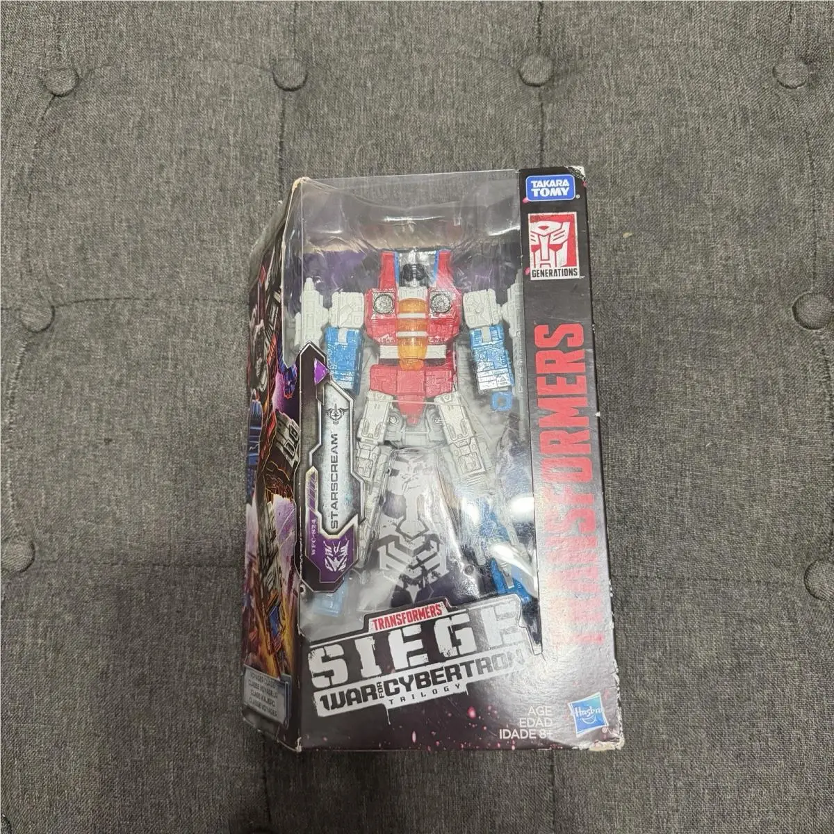 Hasbro Starscream WFC-S24 Transformers Siege War Cybertron
