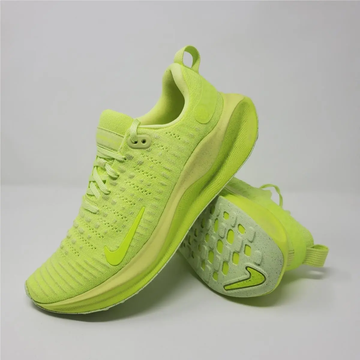Reactx Infinity Run 4 Men`s Size 8 Volt Black Barely Volt DR2665-700 by Nike